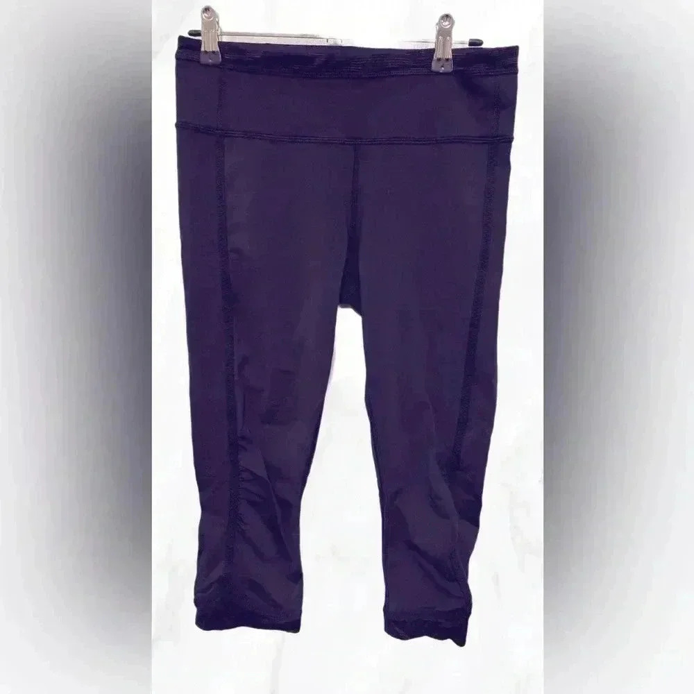 Lululemon Tight Stuff Crop with camo  mesh detail black leggings 6 - Picture 2 of 4